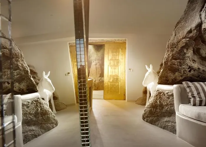 Cavo Tagoo Mykonos Hotel